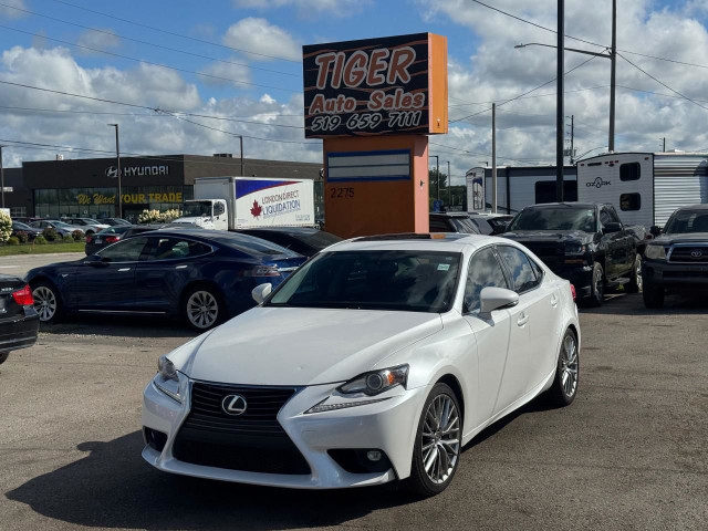 2016 Lexus IS 300 AWD, ONLY 117KMS, ONE OWNER, CERTIFIED in Cars & Trucks in London