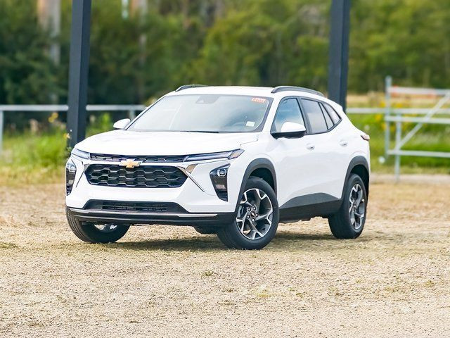 2025 Chevrolet Trax LT in Cars & Trucks in Edmonton