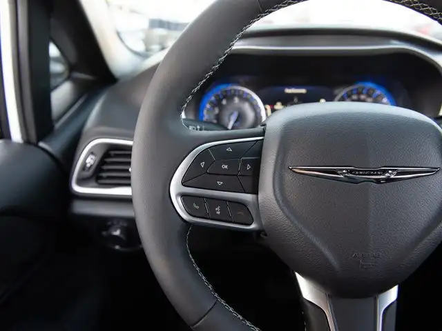 2025 Chrysler Grand Caravan SXT, Heated Leather, Lane Keep in Cars & Trucks in Calgary - Image 14