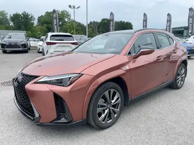 Groupe d'options F SPORT 2. Sièges chauffants et ventilés, volant chauffant, Écran 10.3 pouces avec...