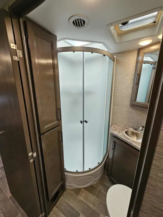 2022 Thor Chateau 31WV in RVs & Motorhomes in Moncton - Image 18