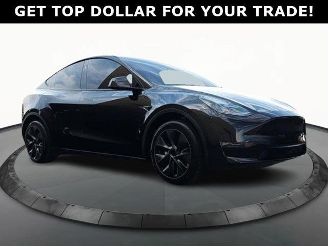 2025 Tesla Model Y Long Range in Cars & Trucks in Markham / York Region - Image 2