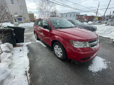 DODGE JOURNEY 2016 86000 Km Traction avant Moteur 4 cylindres, 2.4 litres *Négociable sur place seul...