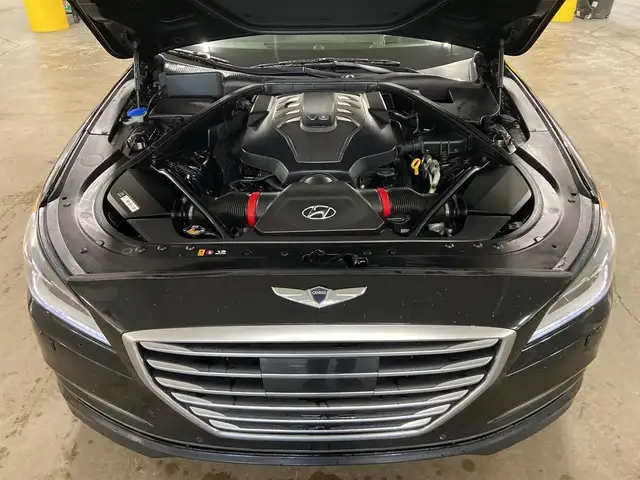 2015 Hyundai Genesis Sedan Ultimate in Cars & Trucks in Calgary - Image 16