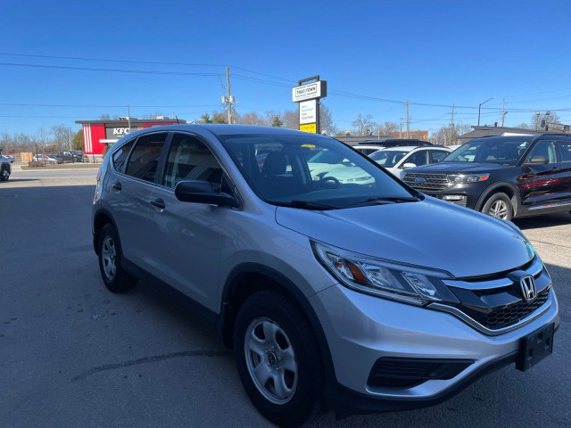 2016 Honda CR-V in Cars & Trucks in Ottawa - Image 4