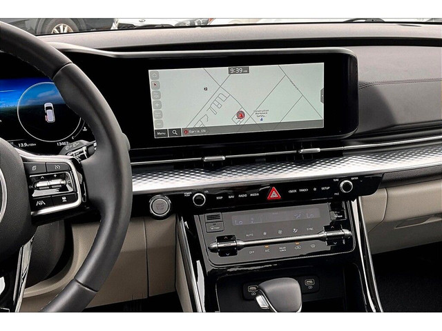 2024 Kia Carnival SX in Cars & Trucks in Barrie - Image 3