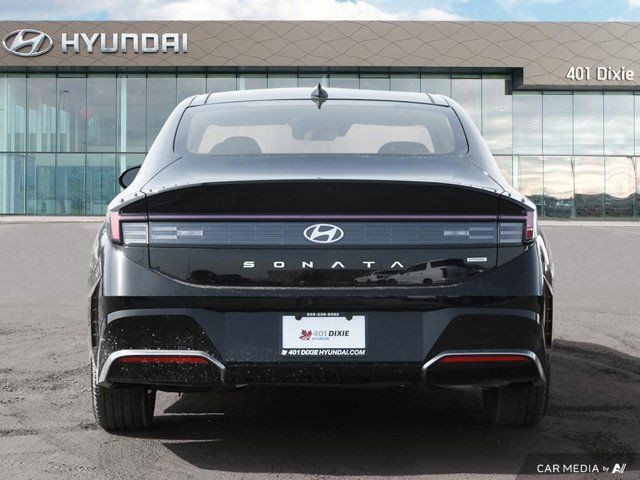 2025 Hyundai Sonata Preferred-Trend **Executive Demo Savings in Cars & Trucks in Mississauga / Peel Region - Image 4