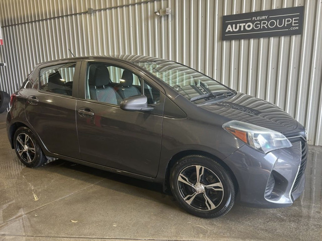 2017 Toyota Yaris LE Auto AC in Cars & Trucks in Gatineau - Image 3