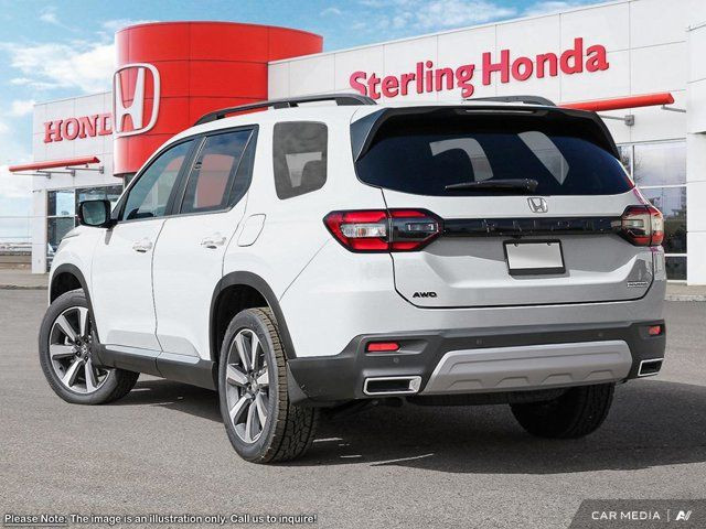 2025 Honda Pilot Touring in Cars & Trucks in Hamilton - Image 4
