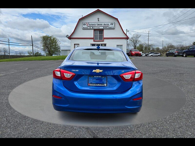 2018 Chevrolet Cruze LT Auto in Cars & Trucks in Kingston - Image 3
