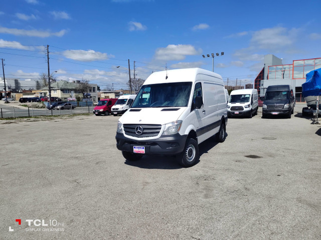 2015 Mercedes-benz sprinter 4x4 DIESEL in Cars & Trucks in City of Toronto