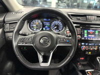 The 2019 Nissan Rogue is propelled by a capable 2.5L engine and offers enhanced stability and contro... (image 7)
