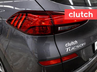 NO ACCIDENTS / CLEAN CARFAX / Climate Control, Auxiliary Audio Input, Bluetooth Music and more! Clut... (image 9)