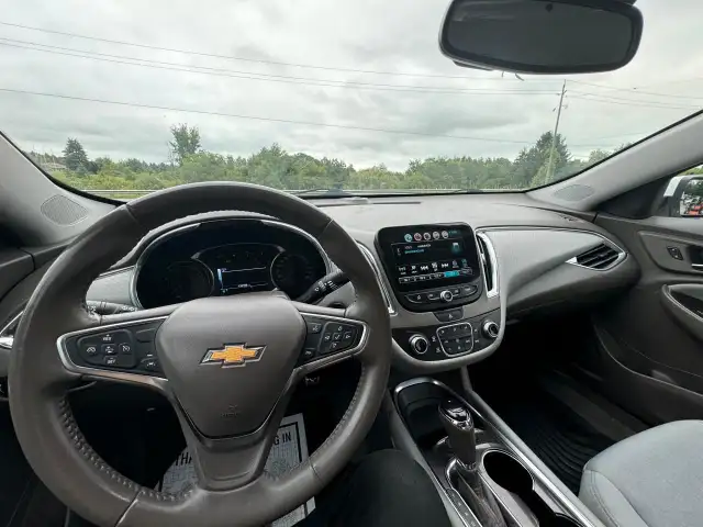 2018 Chevrolet Malibu 4dr Sdn Hybrid w/1HY in Cars & Trucks in Markham / York Region - Image 23