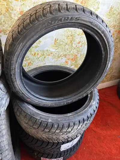 225-40-18 PNEUS NEUF ANTARES LUMI001 10/32, 2 TAKEOFF ET 2 FLAMBANTS NEUFS, DISPONIBLE DÈS MAINTENAN...