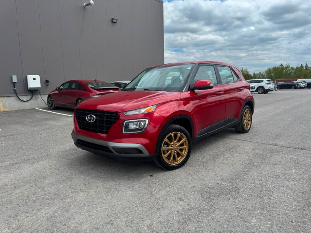 2021 Hyundai Venue Essential in Cars & Trucks in Ottawa - Image 2
