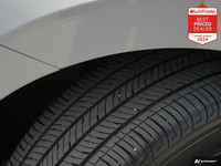 Odometer is 21952 kilometers below market average! Grey 2021 Hyundai Elantra Preferred FWD CVT I4 AP... (image 9)