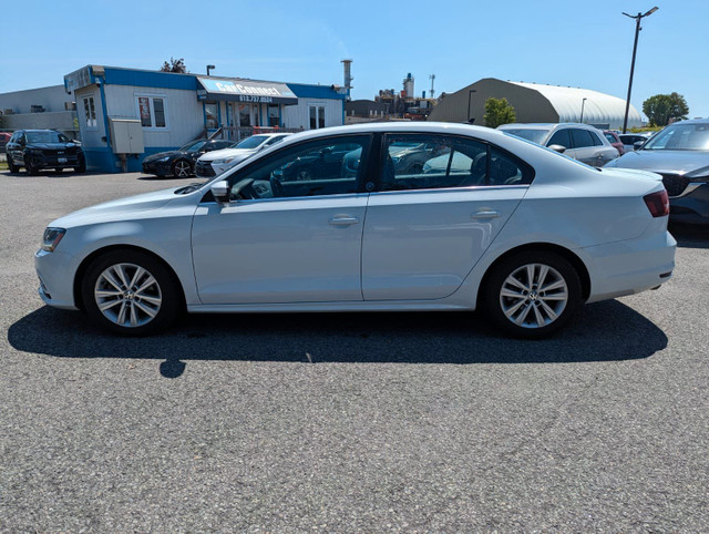 2017 Volkswagen Jetta Wolfsburg Edition in Cars & Trucks in Ottawa - Image 2