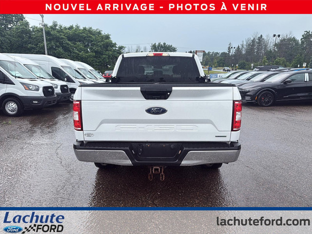 Ford F-150 XLT 4WD SuperCrew 5.5' Box 2018 à vendre in Cars & Trucks in Laurentides - Image 4