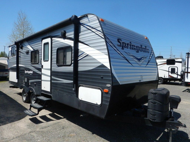 2017 KEYSTONE RV SPRINGDALE 240BHWE (FINANCING AVAILABLE) in Travel Trailers & Campers in Cambridge - Image 2