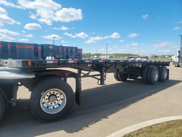 New - 2022 Berg Super B Flat Deck / Blow Out Pricing! in Heavy Trucks in Red Deer - Image 3