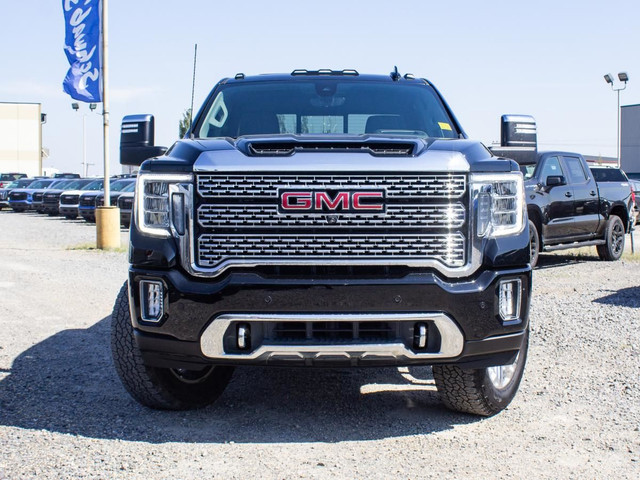 2023 GMC Sierra 2500HD 4WD Crew Cab Standard Box Denali for sale in Cars & Trucks in Edmonton - Image 3