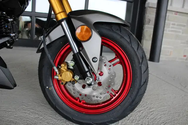 2025 Kawasaki Z125 PRO in Scooters & Pocket Bikes in Trenton - Image 10