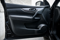 This 2023 Nissan Qashqai is for sale today. This SUV has 33,893 kms. It's black in colour and is com... (image 8)