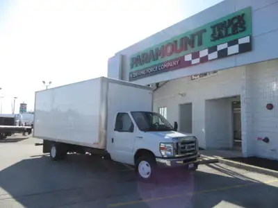 V8 GAS ENGINE, AUTO TRANS, A/C, TILT STEERING WHEEL,POWER MIRRORS, AM/FM STEREO WITH BLUETOOTH, CLOT...