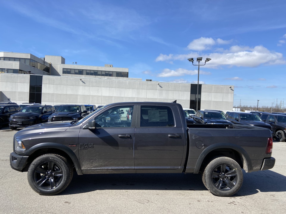 2022 Ram 1500 Classic WARLOCK