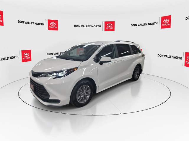 2024 Toyota Sienna LE 8-Passenger CERTIFIED | ACCIDENT FREE |... in Cars & Trucks in City of Toronto - Image 4