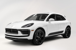 2024 Porsche Macan AWD | Premium Plus | Carplay | Toit Pano|