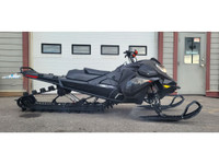  2022 Ski-Doo SUMMIT X EXPERT TURBO 850 165 FINANCING AVAILABLE