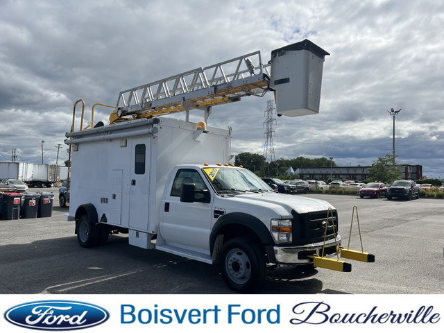 2010 Ford F-550 Cab Super 4RM empat 186po cab à essieu 84po XL F in Cars & Trucks in Longueuil / South Shore