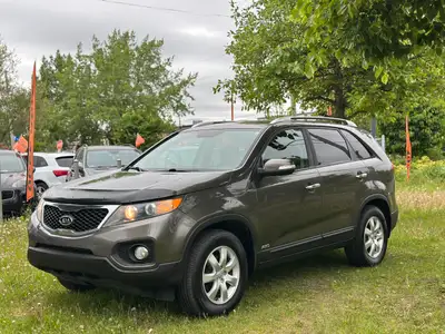 Auto4950 PRENEZ UN RENDEZ-VOUS / BOOK AN APPOINTMENT 514-466-1212 ou 514-495-0444 ext 1. 2013 KIA SO...