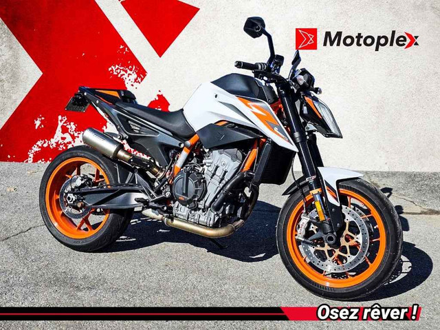 2021 KTM Duke 890R in Street, Cruisers & Choppers in Québec City - Image 3