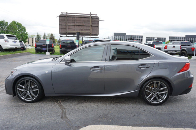 2017 Lexus IS in Cars & Trucks in Oakville / Halton Region - Image 3
