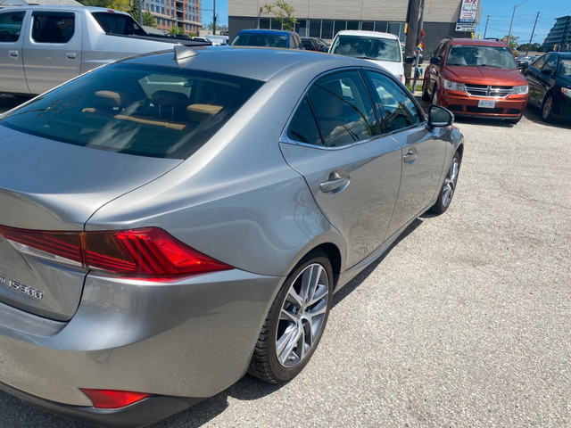 2017 Lexus IS 300 4dr Sdn AWD Fully loaded No Accidents in Cars & Trucks in City of Toronto - Image 3