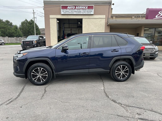  2019 Toyota RAV4 XLE AWD/ROOF/BACKUP CAM CALL NAPANEE 613-354-2 in Cars & Trucks in Belleville - Image 3