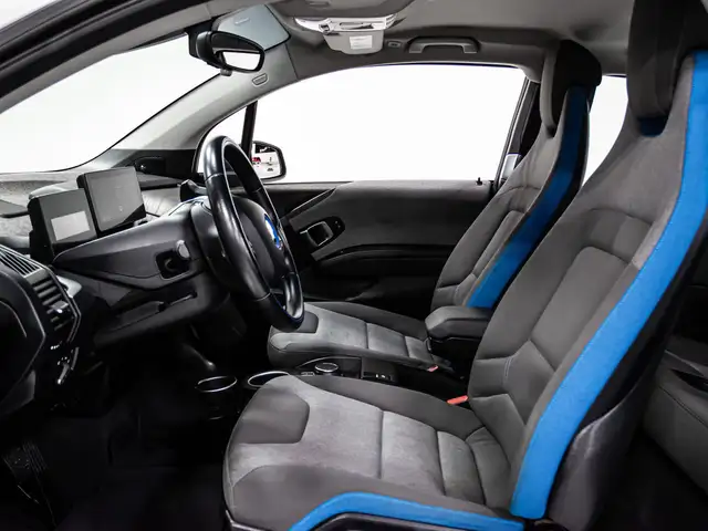 2017 BMW i3 HB w-RANGE EXTENDER PLUG IN HYBRID NAVI REAR VIEW in Cars & Trucks in City of Toronto - Image 12