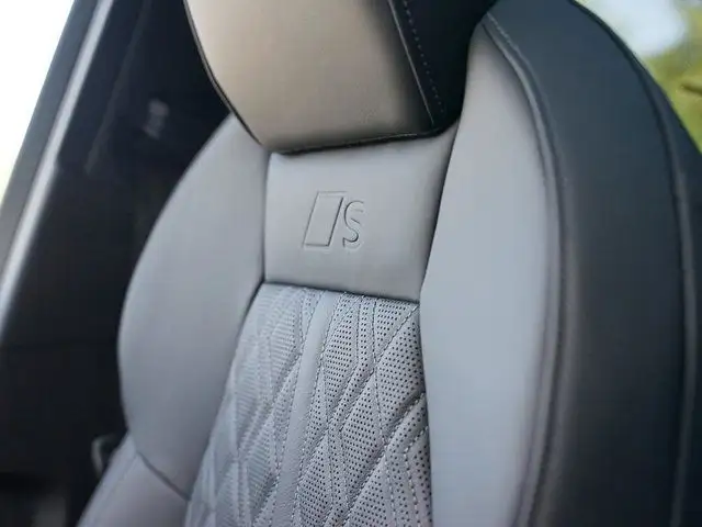 2025 Audi SQ5 Sportback Progressiv dans Autos et camions dans Région de Windsor - Image 28