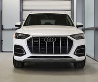 Traction intégrale quattro de Audi / Ensemble Commodité / Roues 18 pouces / Écran tactile de 10,1 po... (image 2)