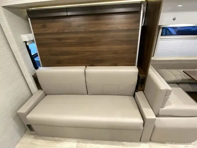 2025 Winnebago View 24D in RVs & Motorhomes in Abbotsford - Image 25