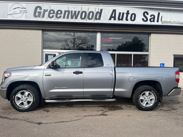 2020 Toyota Tundra CLEAN CARFAX!! PRICED TO MOVE! 4x4! AS TRA... in Cars & Trucks in Annapolis Valley