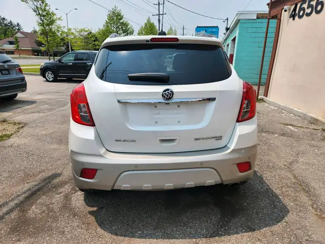 2016 Buick Encore AWD 4dr Premium in Cars & Trucks in City of Toronto - Image 4
