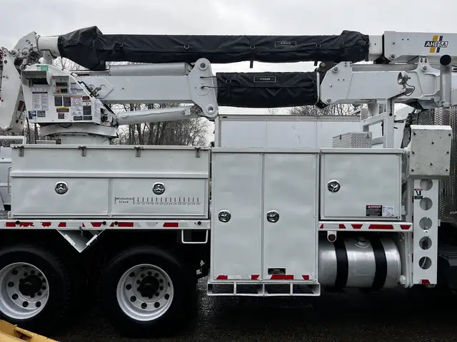 2011 Western Star 4900 Twin Steer DD15 Altec AH85A Bucket Truck in Heavy Trucks in Delta/Surrey/Langley - Image 38