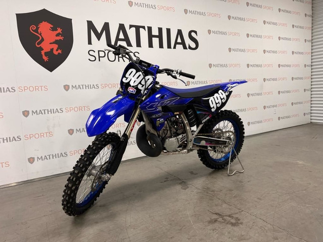 2022 YAMAHA yz 250 in Dirt Bikes & Motocross in Longueuil / South Shore - Image 4