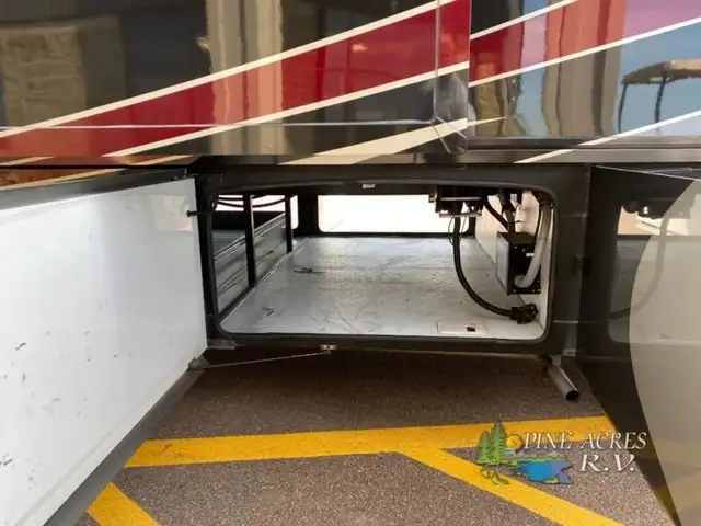 2018 Thor Motor Coach Tuscany 45AT only 029,124 Miles in RVs & Motorhomes in Moncton - Image 67