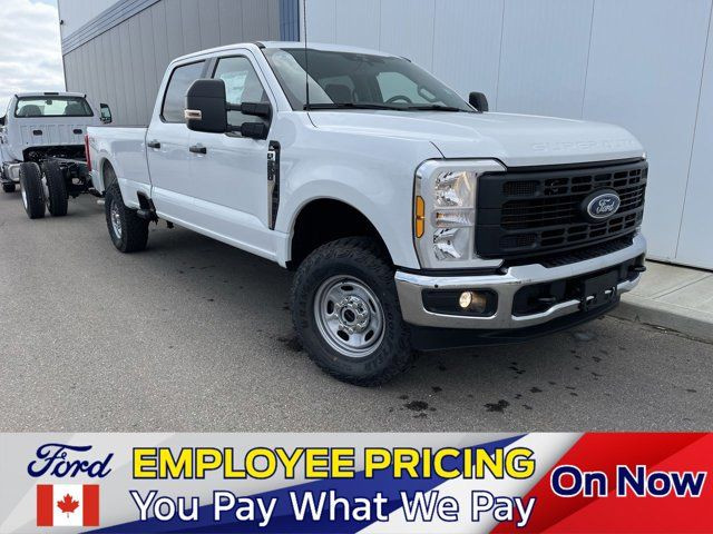 2025 Ford Super Duty F-350 SRW in Cars & Trucks in Strathcona County