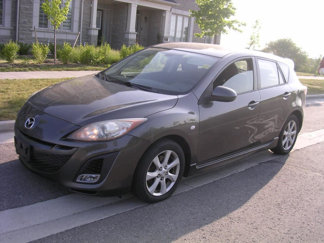 2010 Mazda MAZDA3 GS in Cars & Trucks in City of Toronto